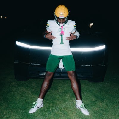 Majay Thompson | WR | C/O ‘27 🎓 | 186lbs 6’0 | 40- 4.4 | GPA: 3.7 | Crest HS 🐎| Student Athlete 📚| Track 🏃🏾| cell: (980) 552-5866 (TRUTH) GPS Time: 22.07