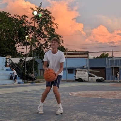 Class of 2029 | #11 | 5’10 | 125 lbs | SG/PG | Lookout Valley Middle High | Thunder Dykes AAU | 1 Corinthians 10:31 | 4.0 GPA | All Glory To God.