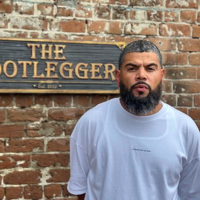 PopStnes's profile picture. Eagles/Sixers/Unbiased Boxing Fan