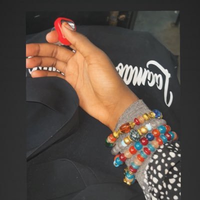 NE JAMAIS ABANDONNER LA PRIÈRE☝🏾 Vous voulez marquer les esprits sans dire un mot ? Portez l’excellence, signez @LaamdoSenteurs. #PerfumeLovers #ParfumAddict