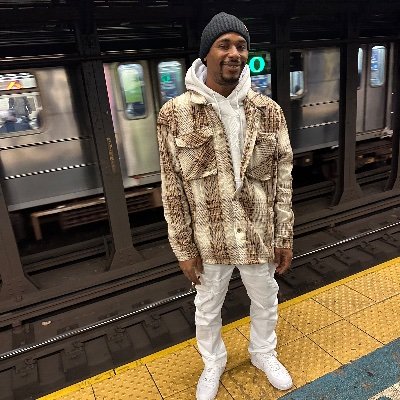 Stay away from broke people, that’s shits contagious 😷