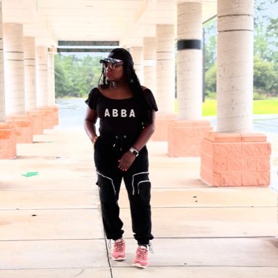 I'm proof that anything is possible through Christ.
EntrepreneuHER
Photographer
https://t.co/6cH79KQINL
https://t.co/lv0eevYGMG