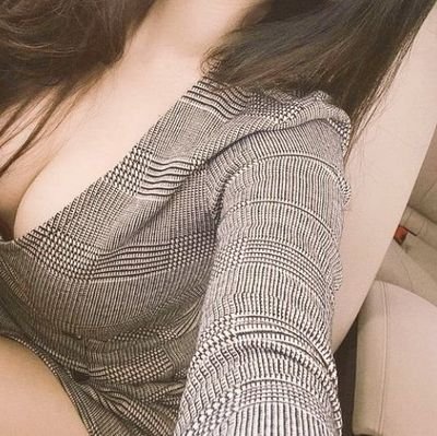 eqjuz58554943's profile picture. 좀보이드에 미쳐살음