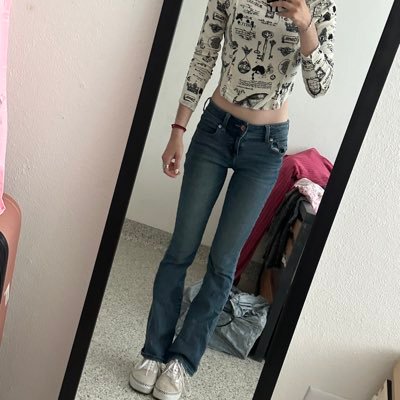 23 | not minors | call me Soso | a Colombian girl living in an island | ed content | cw: 44,5kg gw: 30kg sw: 57kg