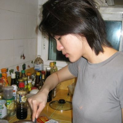 sapphism101's profile picture. currently waiting for emibonnie’s next series
