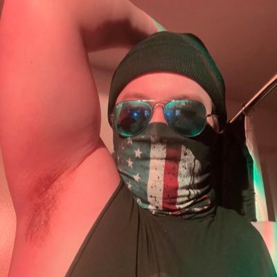 24 Gay and Dom, Findom. Happy partnered, but here to help some bois turn off their brains and goon. If you like what you see send a tip, cashapp $owenbostonbear