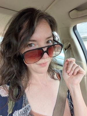 Domme, educator, cam girl. 🎥
Hairing is caring. 😘
Your fetish is my enjoyment. 🥰
Freaks and foot enthusiasts especially welcome. 🦶🏻
She/her/hers, ma'am. 💋