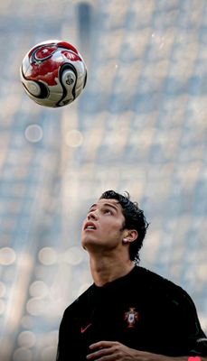 Proudly EDO blood 🩸// biggest bird big wiz // RONALDO THE GOAT 🐐
