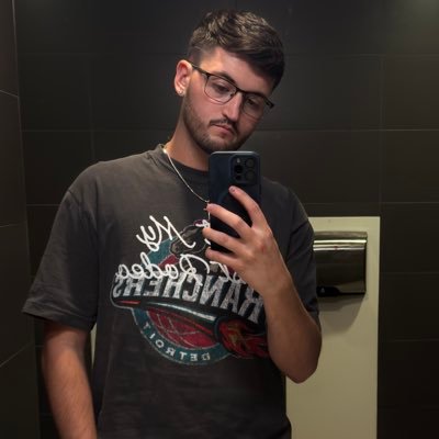 Willi Castro Fan Club President EST. ‘19 | Reese Olson Truther | Players Not Teams | Live Tweeter | Occasional Good Tweet | Washed Up Baseball Account
