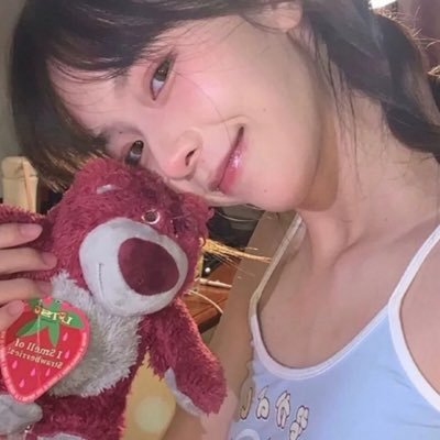 3b903M3I9Qe20's profile picture. はじめまして！(＾ω＾) フォローしてくれたら、DMでお話しましょうね！友達を作りたいですありがとうございます！ 🔥 💰