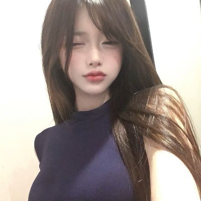 TrnhLTrang72902's profile picture. 