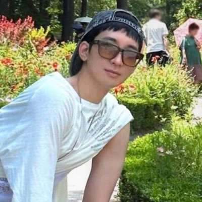 everywonehra's profile picture. 🇵🇭 | 96z | 🩷🩵💚💜