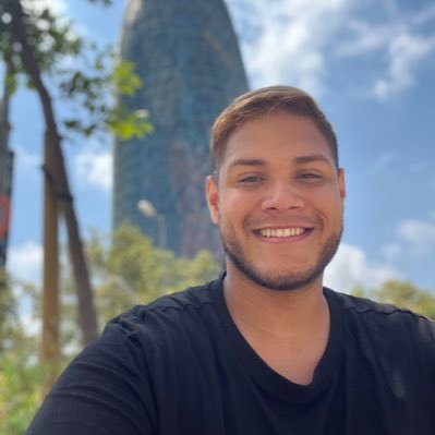 📍AMO SENTIRME DESEADO 📍NO CUALQUIERA ESTA CONMIGO 📍 LOCAMENTE APASIONADO 📍 CREYENTE DEL AMOR 📍SELENOFILICO 📍SOY FETICHISTA 🖐️