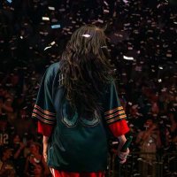 white (@eilfxv) 's Twitter Profile