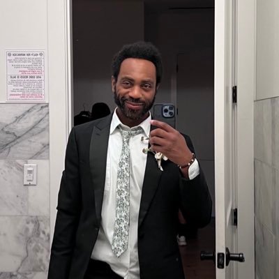 paperwork papi ๐ฆ๐บ๐ธ Profile
