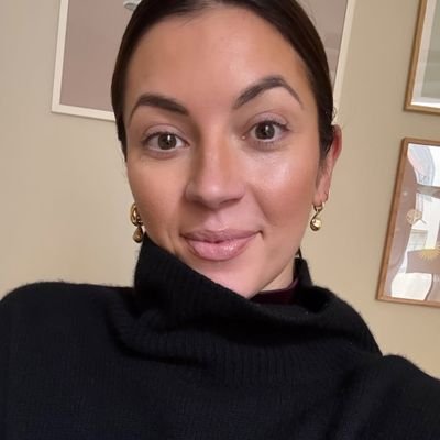 In here: Career, sekf love, food & Motherhood ❤️🥰
Sweden, Stockholm 🇸🇪