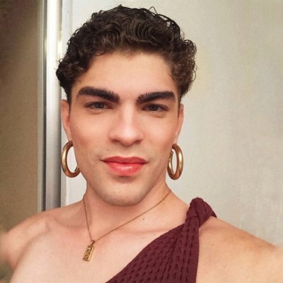 AUTISTA,NB & ♉
Educador, Curador em formação.
CONSULTA DE TAROT NO IG: @danielcmoraes
Textos em: https://t.co/cQ1935fH4E