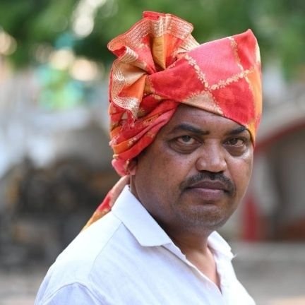 सामाजिक चिंतक & लेखक . -
पिछड़े , अंबेडकरवादियों, अलपसंख्यकों और आदिवासियों की आवाज ... संविधान का पालन करो वरना् सिहासन खाली करो.....
जय संविधान्......📣