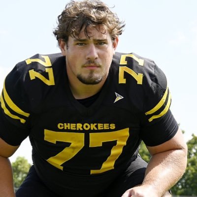 #77 OG McMinn County 2026. 6’4 320- 3 ⭐️ OL 247, Rivals, On3, ESPN #CSS GPA 3.6 Commit @WVUFootball