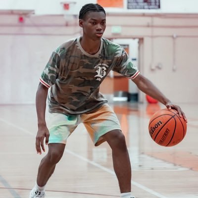 EmanGore27's profile picture. Class of 26 • DNA prep academy • 5’9 pg • 3.8 gpa