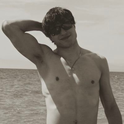looks like you could use a lil help. (writer is 20 yrs old)