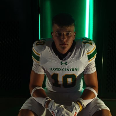 TateOleary22's profile picture. Floyd central high school 26’. 6’0”, 190lbs, 🏈 Safety, ⚾️ RHP, 3B, 2B https://t.co/Sg41vdegAp