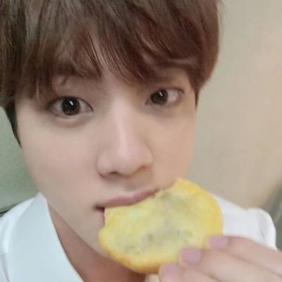 you_margar86's profile picture. army   bias Jin and Jungkook