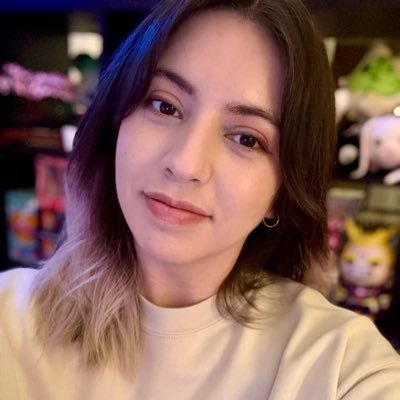 hi i'm Tori! • Twitch Partner • FFXIV addict • hobbies: taking fall damage, abandoning story games, retweeting art, and yelling about anime • she/her