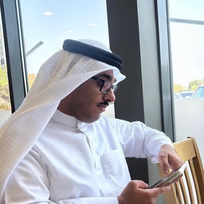 كاتب صحفي كويتي قف دون رأيك في الحياة مجاهداً إن الحياة عقيدة وجهاد