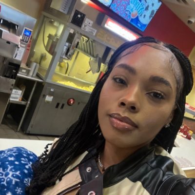 somewhere between beautiful soul and sarcastic asshole 💕 even when you knew me, you didn’t know me. you knew of me, SO RELAX!