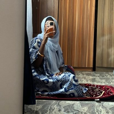 KingMutmainah's profile picture. God is the Greatest. MD 🩺. Cat mom.