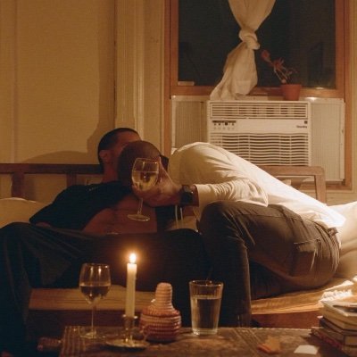 discoveringlov1's profile picture. 