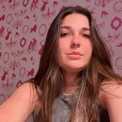 araujob_carol's profile picture. ah sei lá! Pensa numa coisa massa 😘