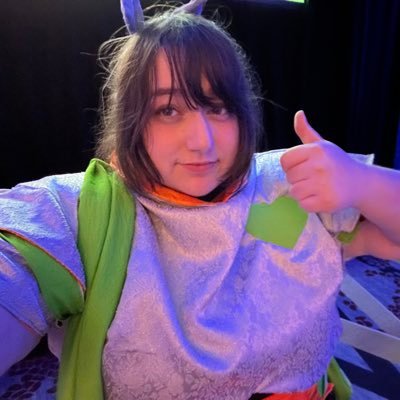 🍞The Bread-Themed Tokusatsu Hero Idol! 🍞 Kaigai Idol • 海外アイドル ❗️NO DM - Email Business Inquiries 🧡 Oshikatsu Tag: #RangerMeshi