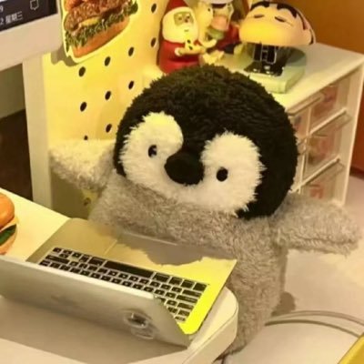 JoyceLee326's profile picture. nothing special