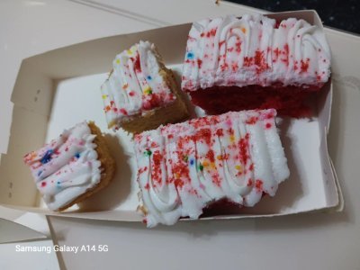 damiii_mi's profile picture. 23 | Happy | Food lover | Dreamer | Writer | Creative?
Wabi Sabi, I like how mine is a little off