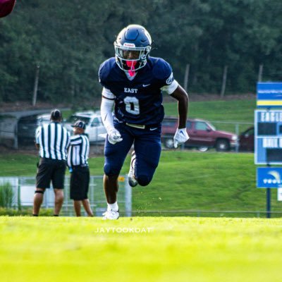5'7 | 150 | 3.87 GPA | WR/DB | @EFHS_Football | phone number 3368407914 | c/o 27 | dual sport ath | 🏈🏃🏾♂️email:marleywilliams240@gmail.com