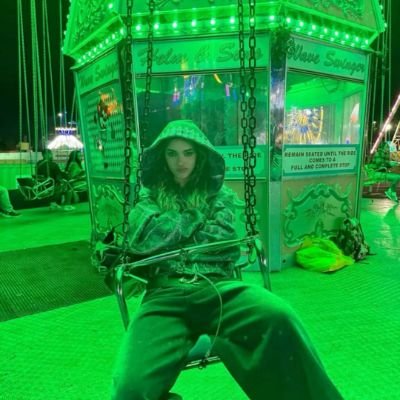 Chaeyooooni's profile picture. Nothing to see here