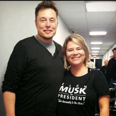 Brenda from Elon Musk's management team. If I reach out to you, you're a lucky fan with a chance to meet Elon.