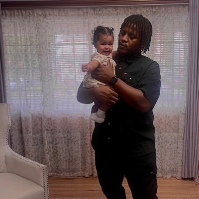 #Jetup #lakeshow RipK RipUnc❤️ Focus young man Focus! I’m 6’5 🫶🏾 Aria’s Father!! 🫶🏾👶🏽❤️
