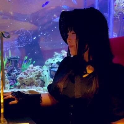 澪(みお)は本名です┊ローラン⛩ #黒髪ロング #ゴスロリ ┊ 時々歌う✨誰かの推しになりたい🌹┊ 𝓁𝒾𝓀ℯ → Revo┊ 峰倉かずや┊種村有菜┊榎宮祐┊金カム┊LiSA┊コナン┊野球は横浜⭐️┊麻雀┊競馬┊毎月30日は #澪の日 写真タグは #須く澪 #澪ノ旅 ┊ヘッダー@necoraw