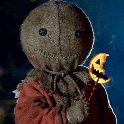 🎥Cinema🎬 💀Horror 🎼Music 💘Poetry 📚Books 🕹️Video Games #HorrorFam #80s #90s 🎭📽️🎞️🎥🧛♂️ I mostly tweet about horror… mostly. 🇲🇽🐈 🔞