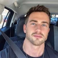 Maickal882's profile picture. 