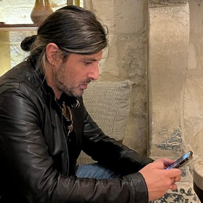 Unlocking business potential with AI || AI Consultant || Expert in AI growth strategies & making money online || Join the journey || LL.M. Berkeley || Lawyer
