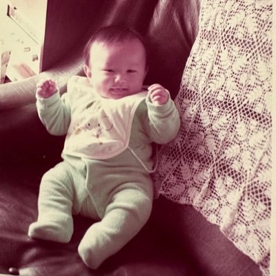 170921975有 ESFP-T 筋肉は全く鍛えてませんが脂肪をめちゃくちゃ鍛えてますのでそれなりの体です。チョコ民党