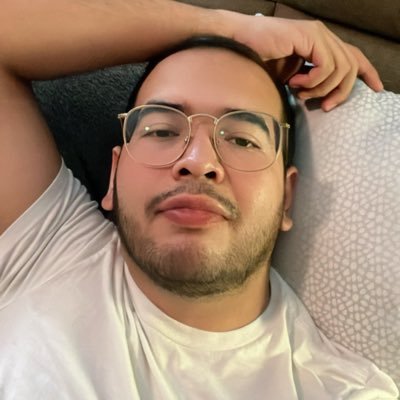 RubenSalvadorO's profile picture. Criatura de carbón en su proceso de oxidación