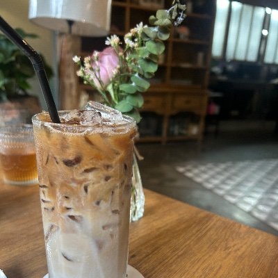 llpepepepe's profile picture. 