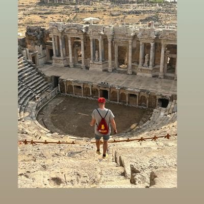 Mortacci vostra è il terzo account che faccio. Sempre romano romanista e mezzo Sinti