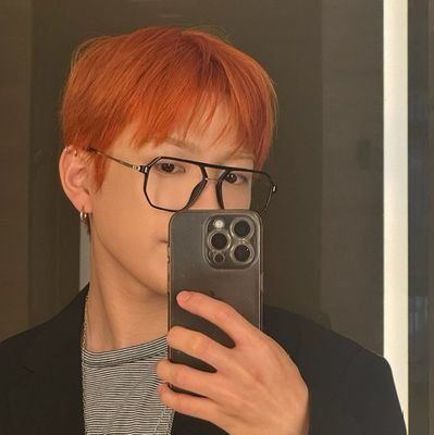 layan_ateez's profile picture. hi atiny 🏴‍☠️🖤