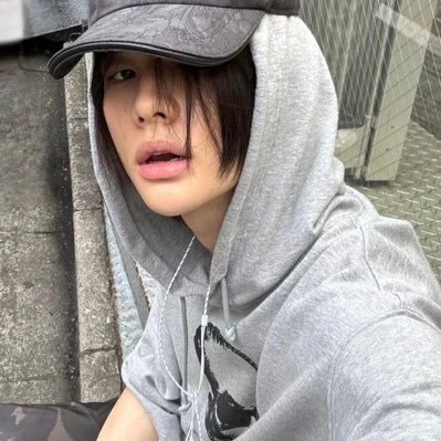 zaintrlde's profile picture. @ zsydot on ig